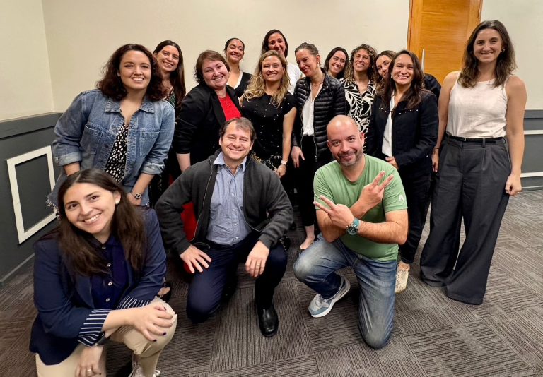 CDPE de UDLA abre diálogo con empleadores sobre su plan de certificaciones intermedias laborales y destaca el proyecto Pasaporte de Desarrollo Profesional