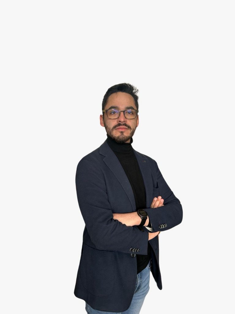 Investigador de CIPAES – UDLA aborda el rol del sistema cognitivo en la traducción asistida por IA en Perú