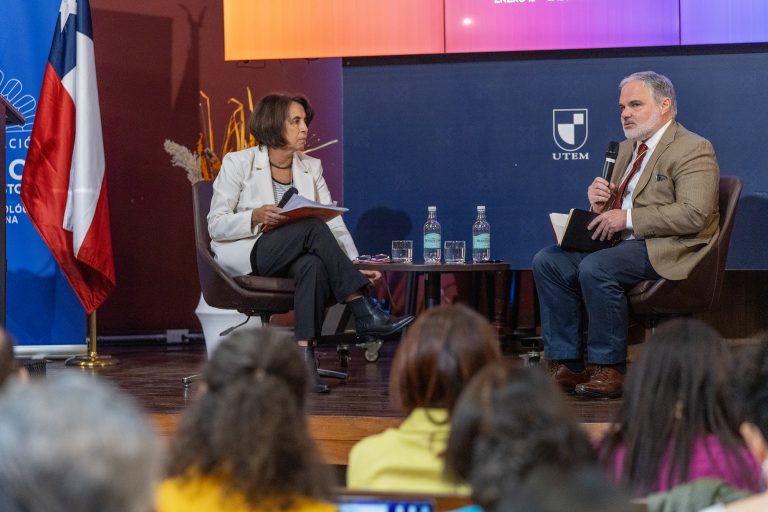 Rectora Pilar Romaguera participa en diálogo sobre equidad de género y calidad en seminario internacional