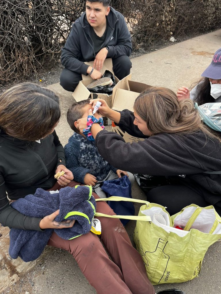Estudiantes y académicos de Enfermería de Sede Concepción de UDLA brindan primeros auxilios y apoyo solidario en zonas afectadas por incendios