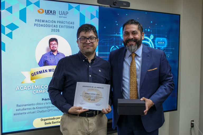 Unidad de Apoyo Pedagógico de Sede Santiago reconoce prácticas docentes exitosas en Campus Santiago Centro