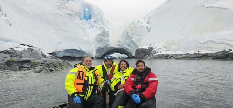 Académico FAVA participa en Expedición Científica en la Antártica