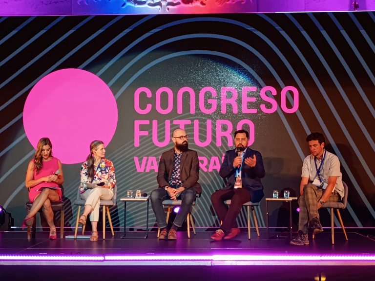Director del Doctorado en Sostenibilidad Agropecuaria y Veterinaria de UDLA integra panel sobre naturaleza, salud y comunidades en Congreso Futuro Valparaíso