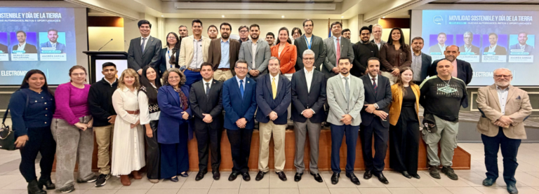 FINE UDLA y LATAM Mobility desarrollan diálogo estratégico por la movilidad sostenible