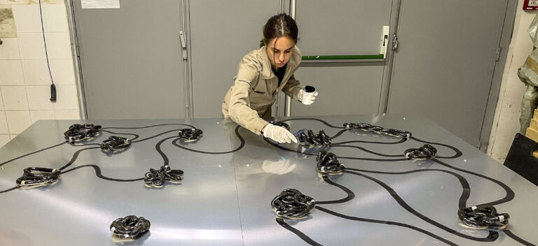 Académica UDLA es parte de una exposición colectiva en el Instituto Henri Poincaré en Francia