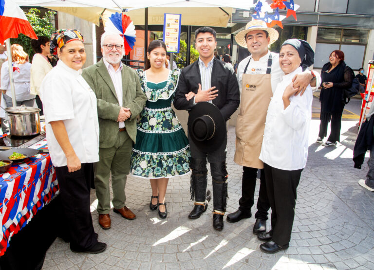 Celebración del Día de la Cocina Chilena reúne tradición y comunidad en UDLA