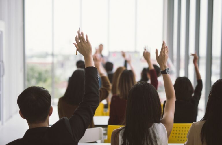 Facultad de Derecho inicia ciclo de actualización con taller sobre nueva Ley de Datos Personales