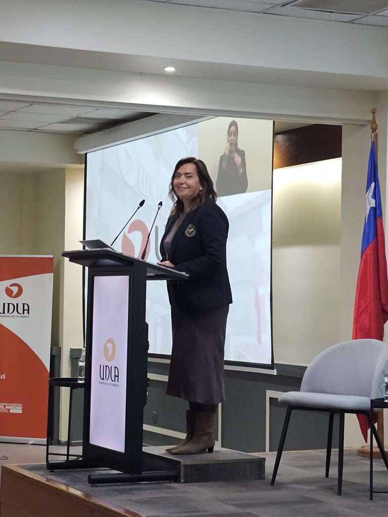 UDLA realiza conversatorio interuniversitario sobre habilidades comunicacionales en la educación superior