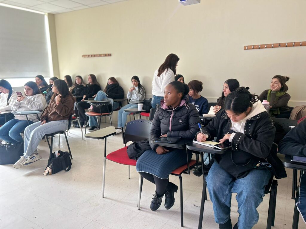 Talleres de agentes sensibilizadores de género fueron imparticos por Injuv.