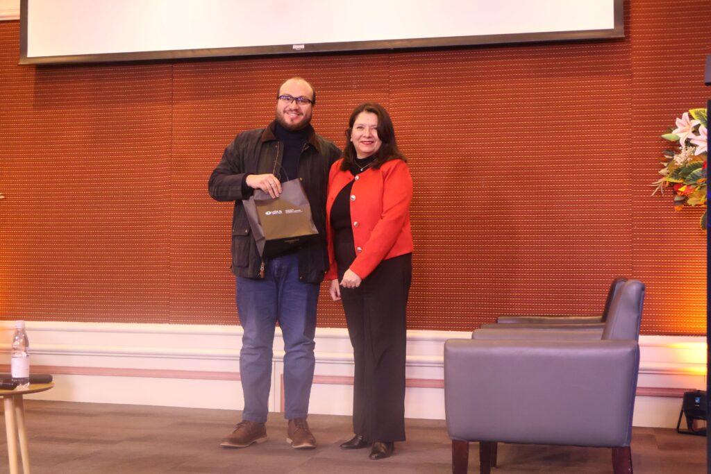 Escuela de Auditoría UDLA realizó seminario sobre investigación contable e Inteligencia Artificial