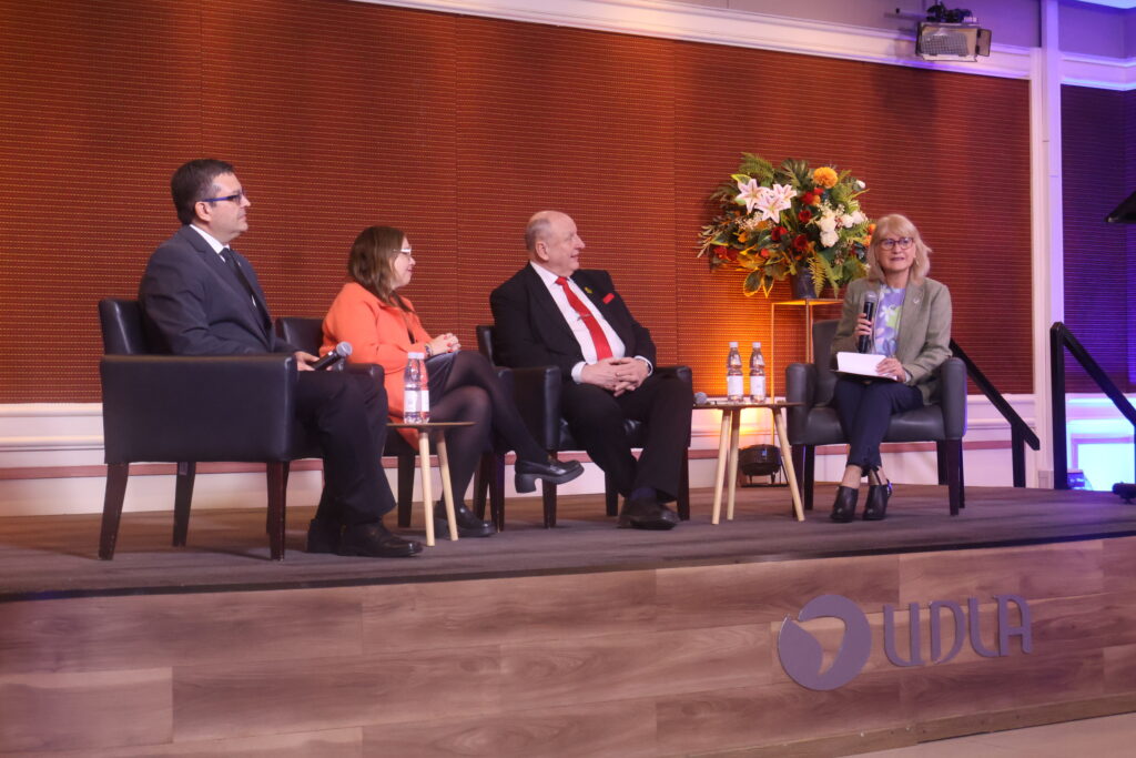 conversatorio “Entre la crisis y la oportunidad: el verdadero potencial del hidrógeno verde”