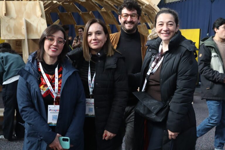 Departamento de Educación en la Comunidad de UDLA presenta experiencias de Vinculación con el Medio en congreso internacional en Puerto Montt