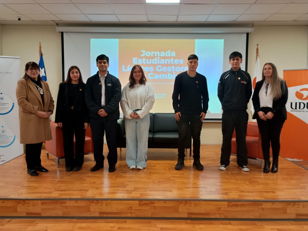 Estudiantes líderes gestores de cambio.
