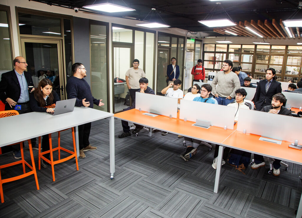 Participantes de la Hackatón de IA