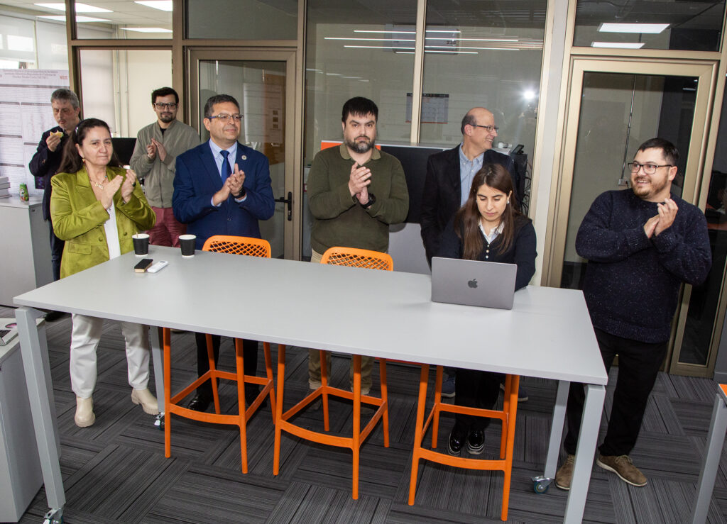 Participantes de la Hackatón de IA