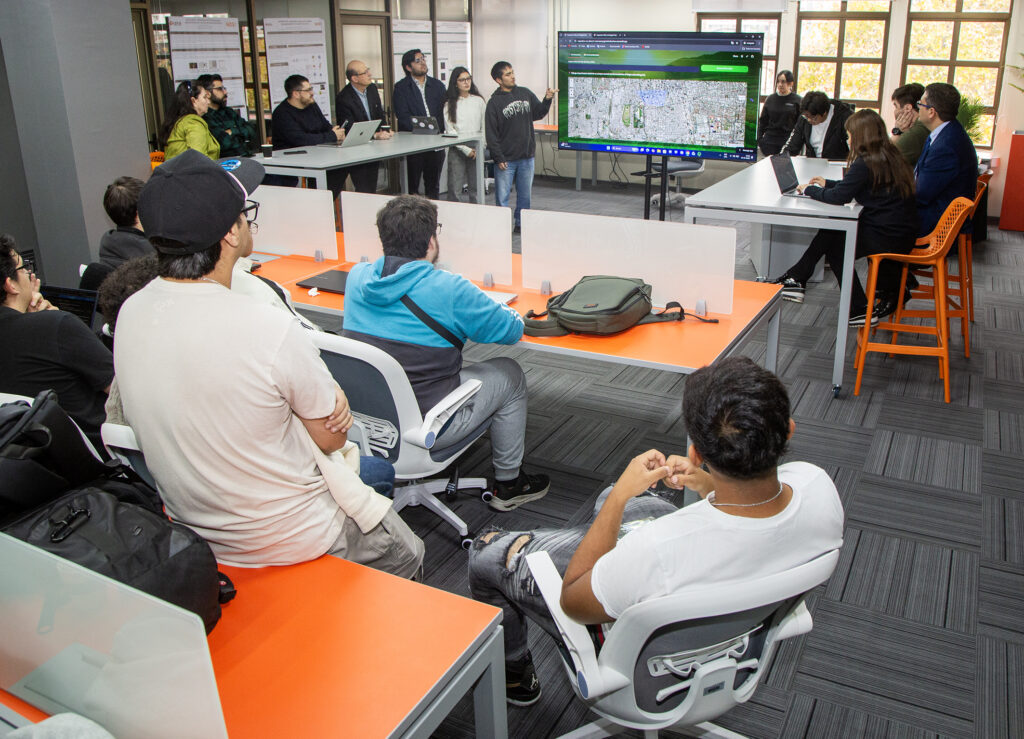 Participantes de la Hackatón de IA
