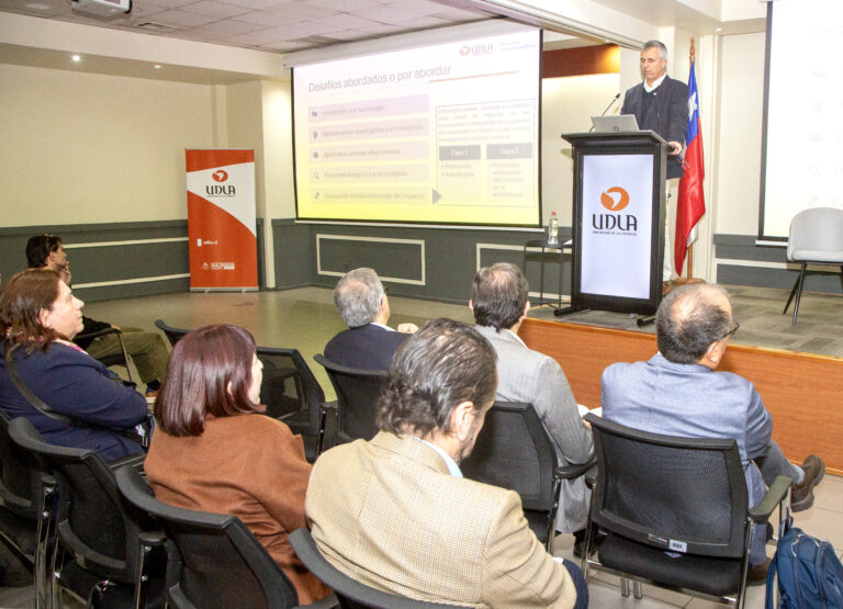 Foro de Innovación Metodológica aborda nuevas estrategias para transformar la docencia universitaria en UDLA