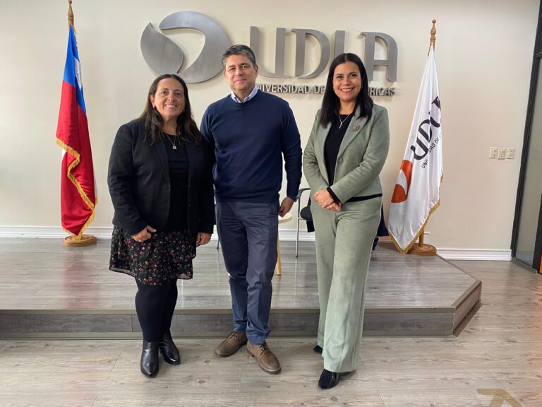 Derecho de Sede Concepción de UDLA realiza taller sobre registro de marca para estudiantes y emprendedores