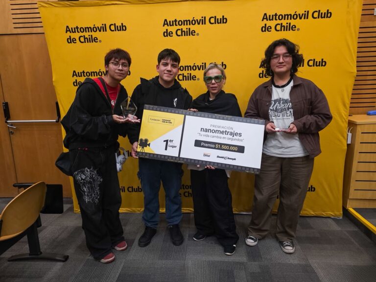 Estudiantes de Comunicación Audiovisual y Multimedia de UDLA se adjudican el primer lugar en concurso nacional de nanometrajes