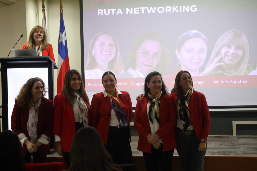 Redmad refuerza redes de liderazgo femenino en actividad realizada junto a UDLA