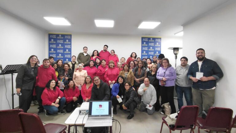 Académica del Programa de Intervención Comunitaria de UDLA participa en lanzamiento de Asociación Dulce Esperanza en Concepción