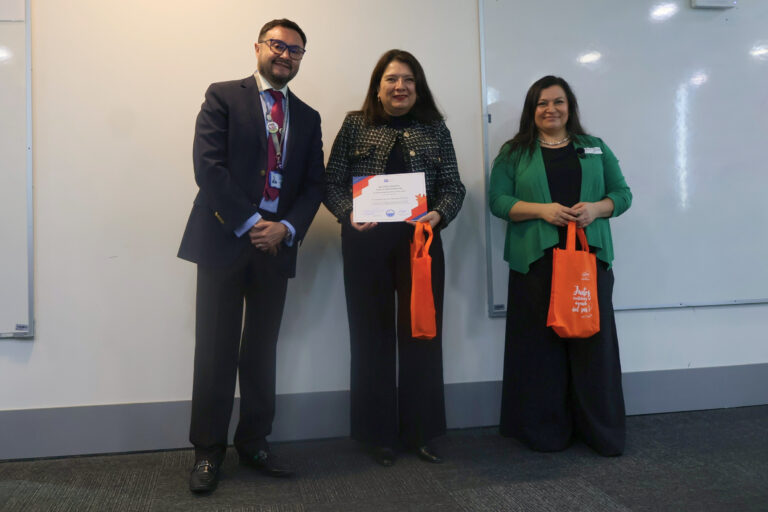 SII reconoce labor colaborativa de UDLA