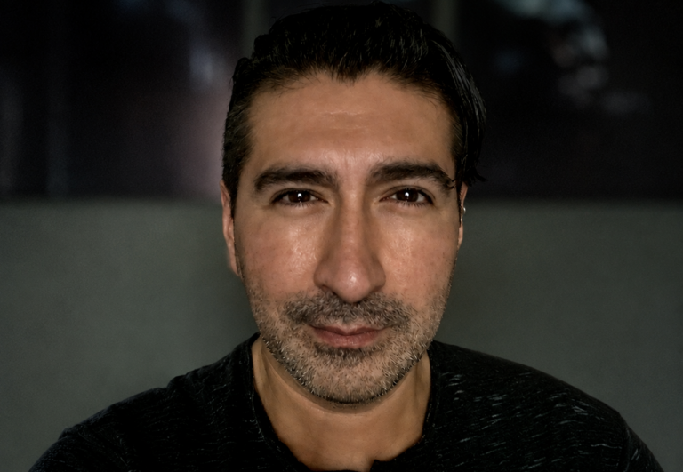 César Adriazola, egresado de Comunicación Audiovisual y Multimedia: “La clave es estar siempre actualizándose y tener un estilo diferenciador”