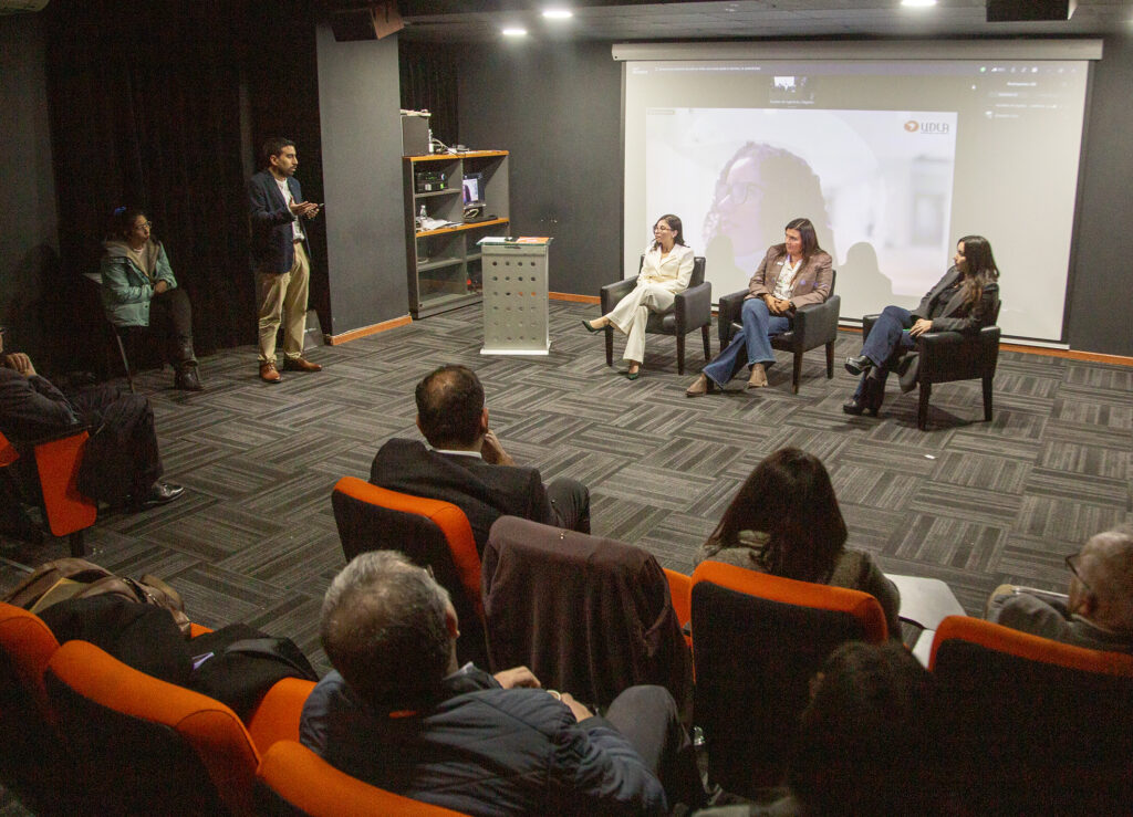 Seminario Saneamiento ambiental de suelos en Chile