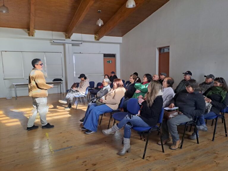 Universidad de Las Américas refuerza las capacidades de agricultores familiares con talleres de educación financiera en el Campus Melipilla
