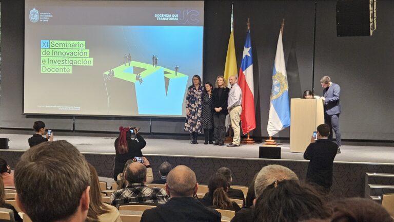 Universidad de Las Américas participa en el XI Seminario de Innovación e Investigación Docente organizado por la PUC