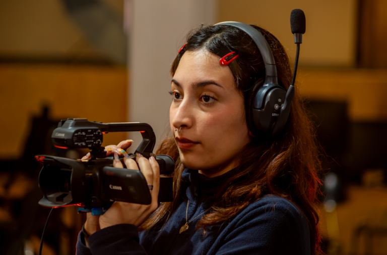 Estudiantes de Comunicación Audiovisual y Multimedia participan en la cuarta temporada de “Buenos Días Comunidad”