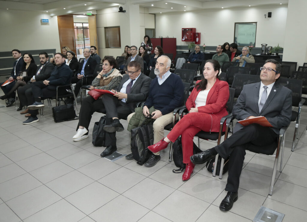 seminario “Oportunidades y Desafíos para la Modernización de las Instituciones Públicas”