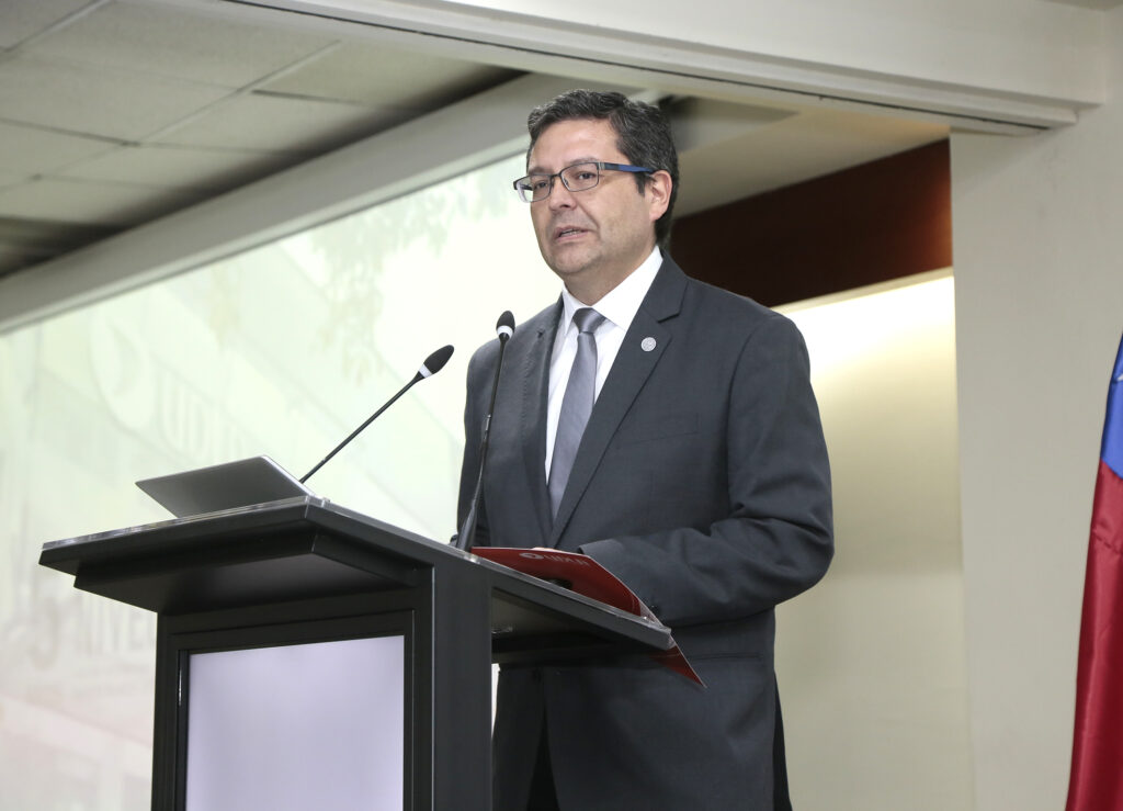seminario “Oportunidades y Desafíos para la Modernización de las Instituciones Públicas”
