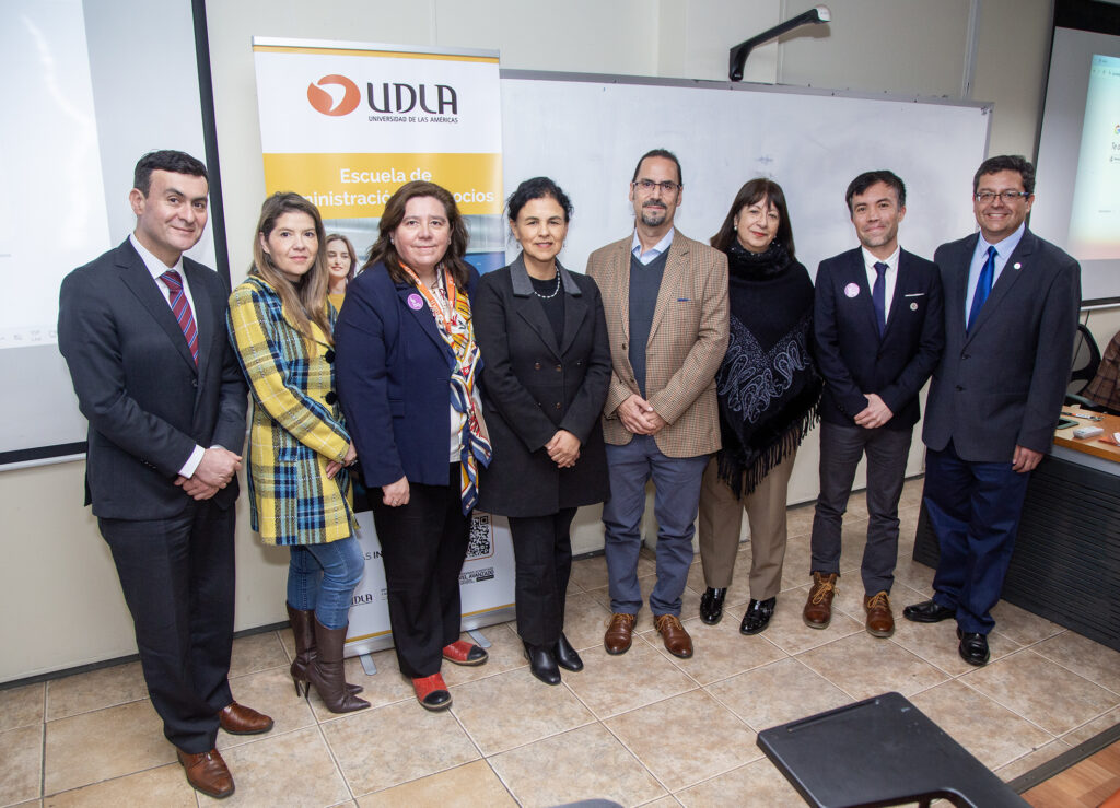 Lanzamiento Escuela Administración y Negocios