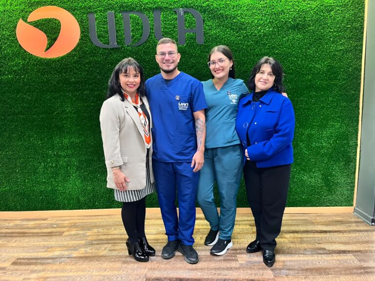 Estudiantes de Colombia realizan pasantía en Escuela de Enfermería de Universidad de Las Américas