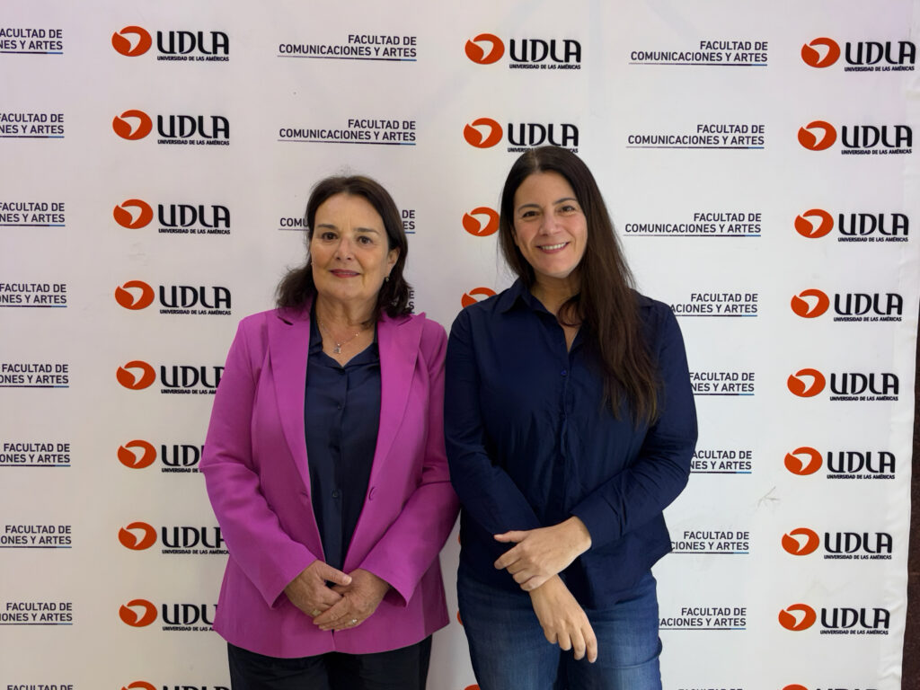 conversatorio “Paz en Movimiento” foto investigadoras