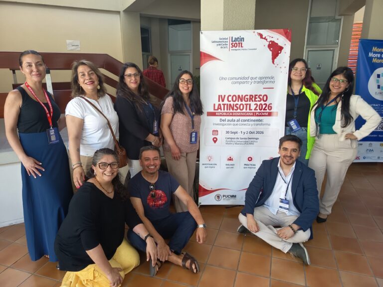 Académicos de UDLA participan en el IV Congreso LatinSoTL 2026 en República Dominicana con investigaciones sobre docencia universitaria