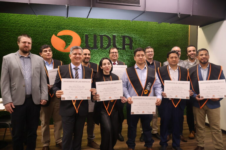 MBA de Universidad de Las Américas celebra la titulación de su tercera generación de graduados