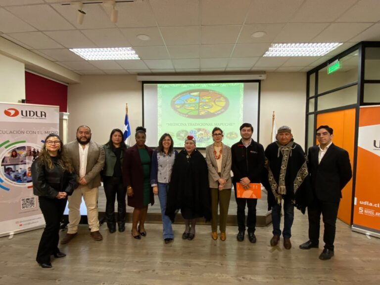 Sede Concepción realiza seminario para abordar la interculturalidad en salud y su incorporación en la formación universitaria
