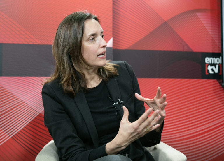 Directora General de VcM y Comunicaciones habla en EmolTV de la importancia de la vinculación con el medio en el aprendizaje de los estudiantes 