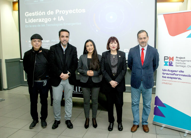 charla “Gestión de Proyectos y liderazgo en la era de las tecnologías emergentes”