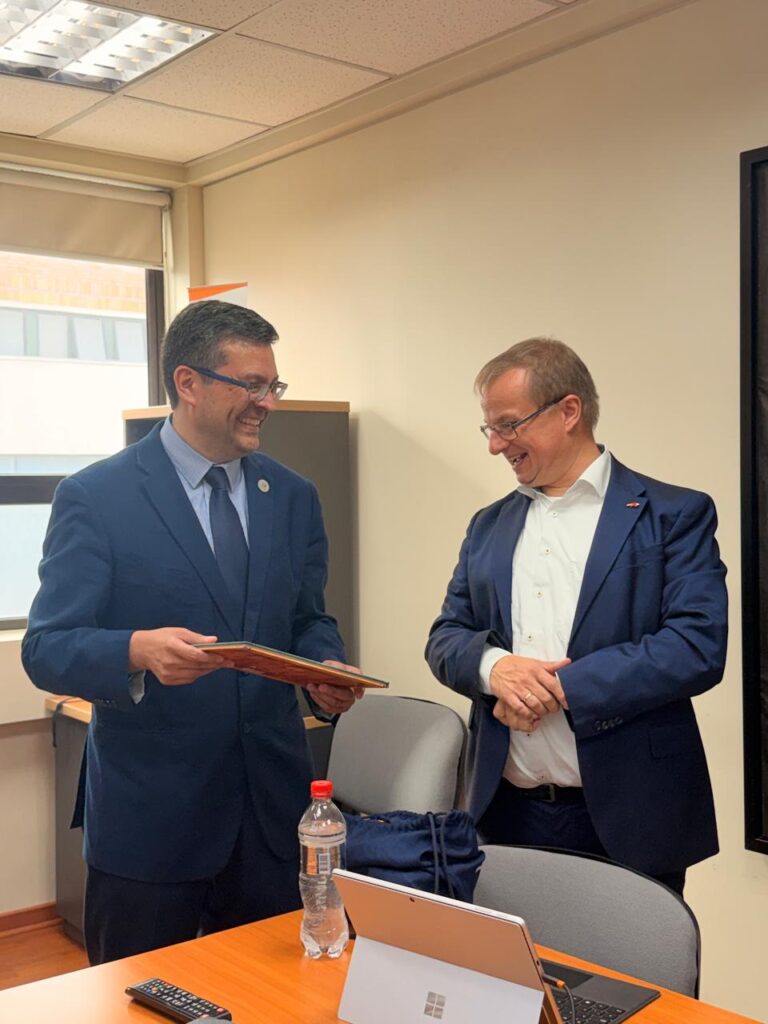 Visita Dr. Uwe Mahn, Vicerrector de Investigación de la Universidad de Ciencias Aplicadas de Mittweida