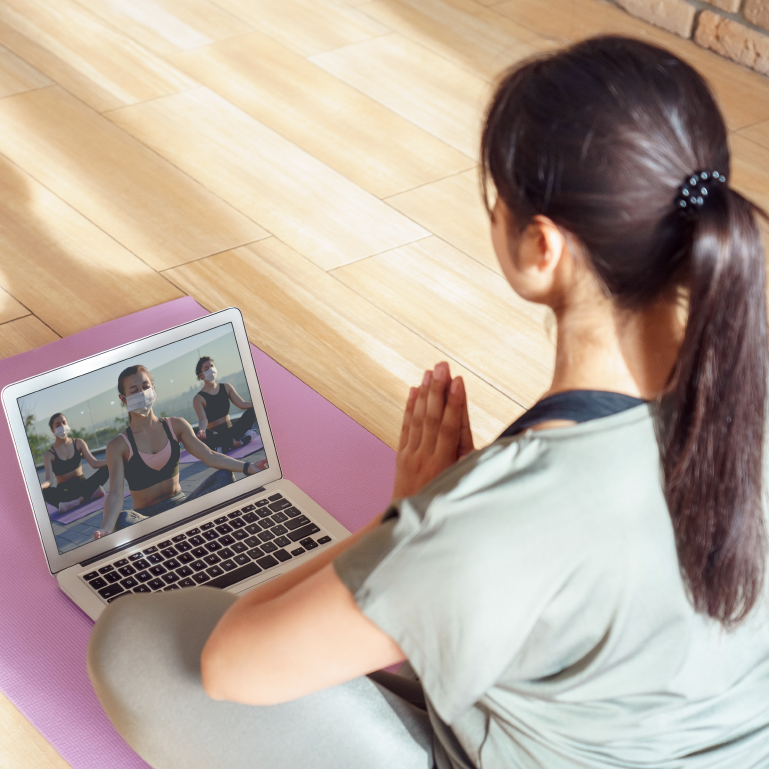 eCampus promueve el autocuidado y el bienestar a través del Taller de Yoga