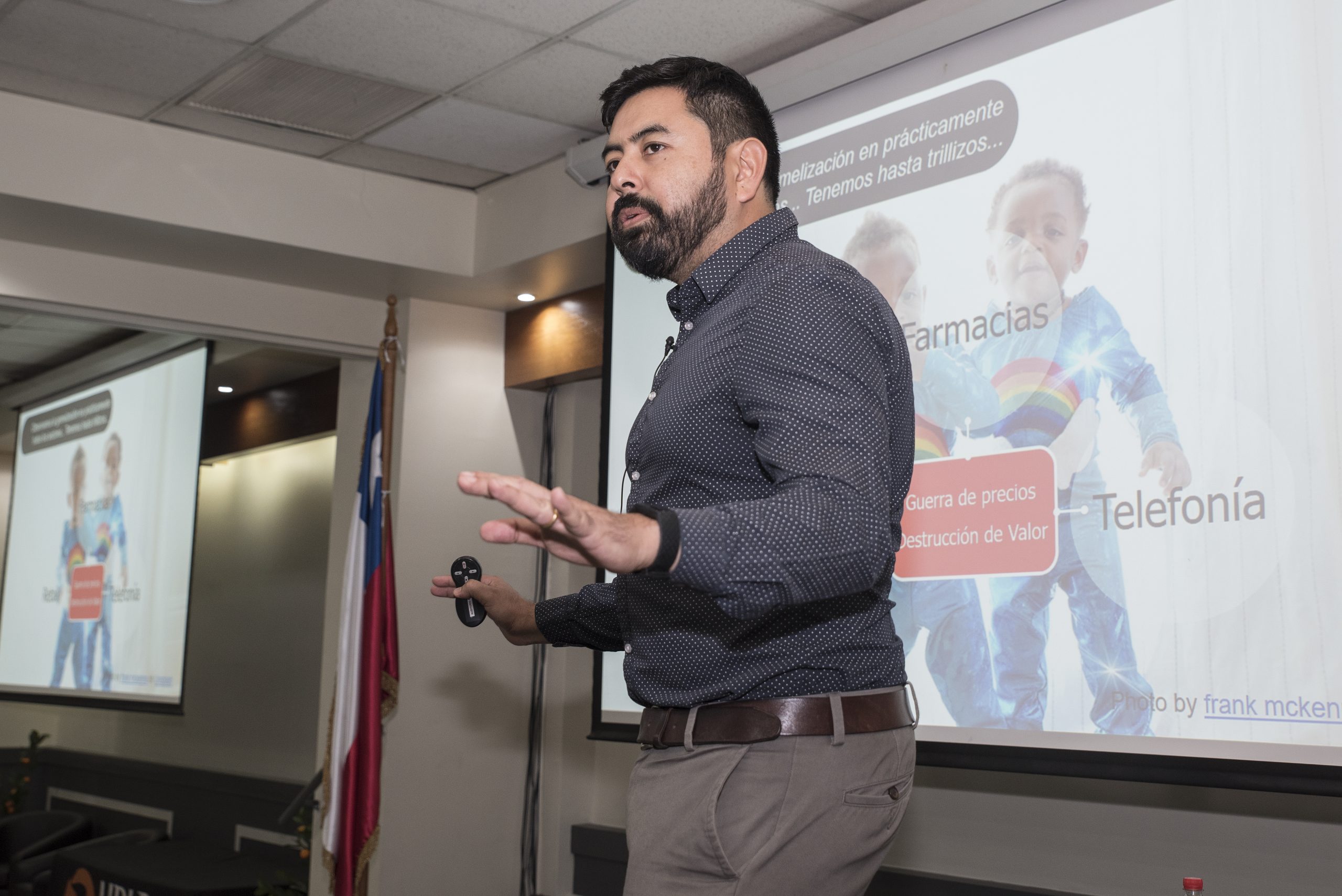 Tadashi Takaoka, experto en innovación, comparte con comunidad académica y  estudiantil de la Sede Santiago en el marco del inicio de actividades  académicas - Noticias - Portal de noticias - UDLA