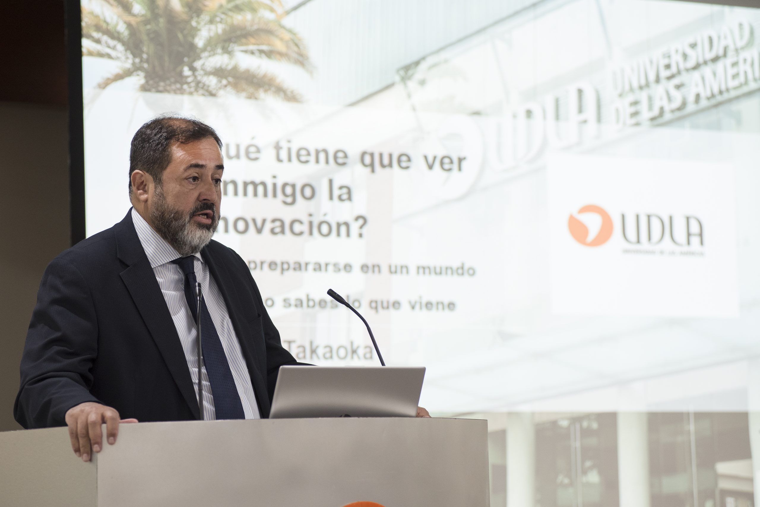 Tadashi Takaoka, experto en innovación, comparte con comunidad académica y  estudiantil de la Sede Santiago en el marco del inicio de actividades  académicas - Noticias - Portal de noticias - UDLA